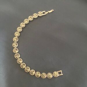 Touchstone crystal bracelet